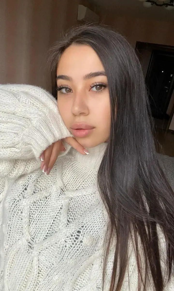 Имя: Амели Возраст: 24 Вес: 60