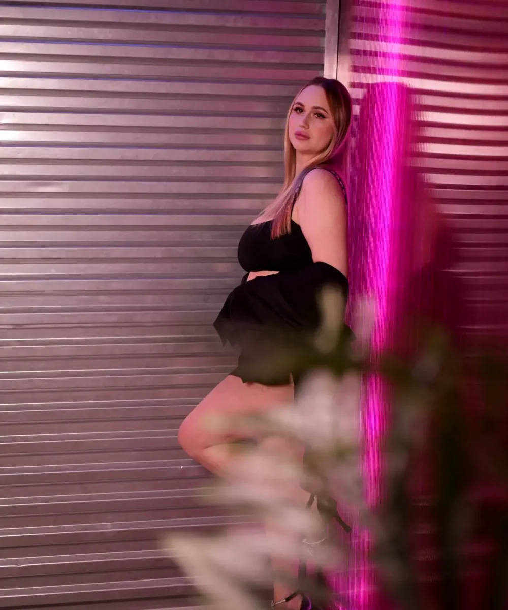 Имя: Амелия Возраст: 24 Вес: 66