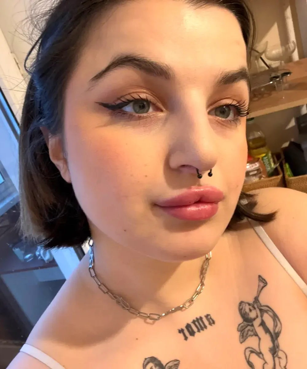 Имя: Барбара Возраст: 20 Вес: 70