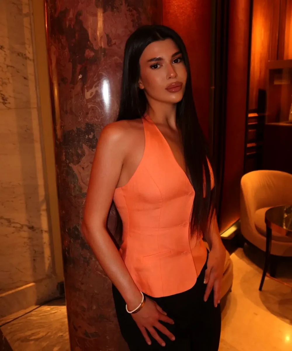 Имя: Луиза Возраст: 22 Вес: 59