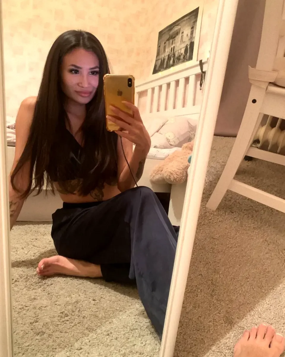 Имя: Анна Возраст: 26 Вес: 43