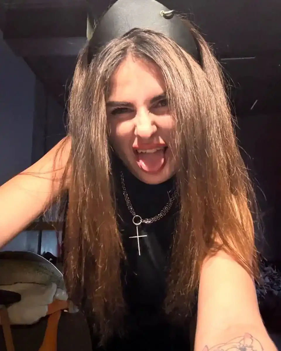 Имя: Скай Возраст: 25 Вес: 55