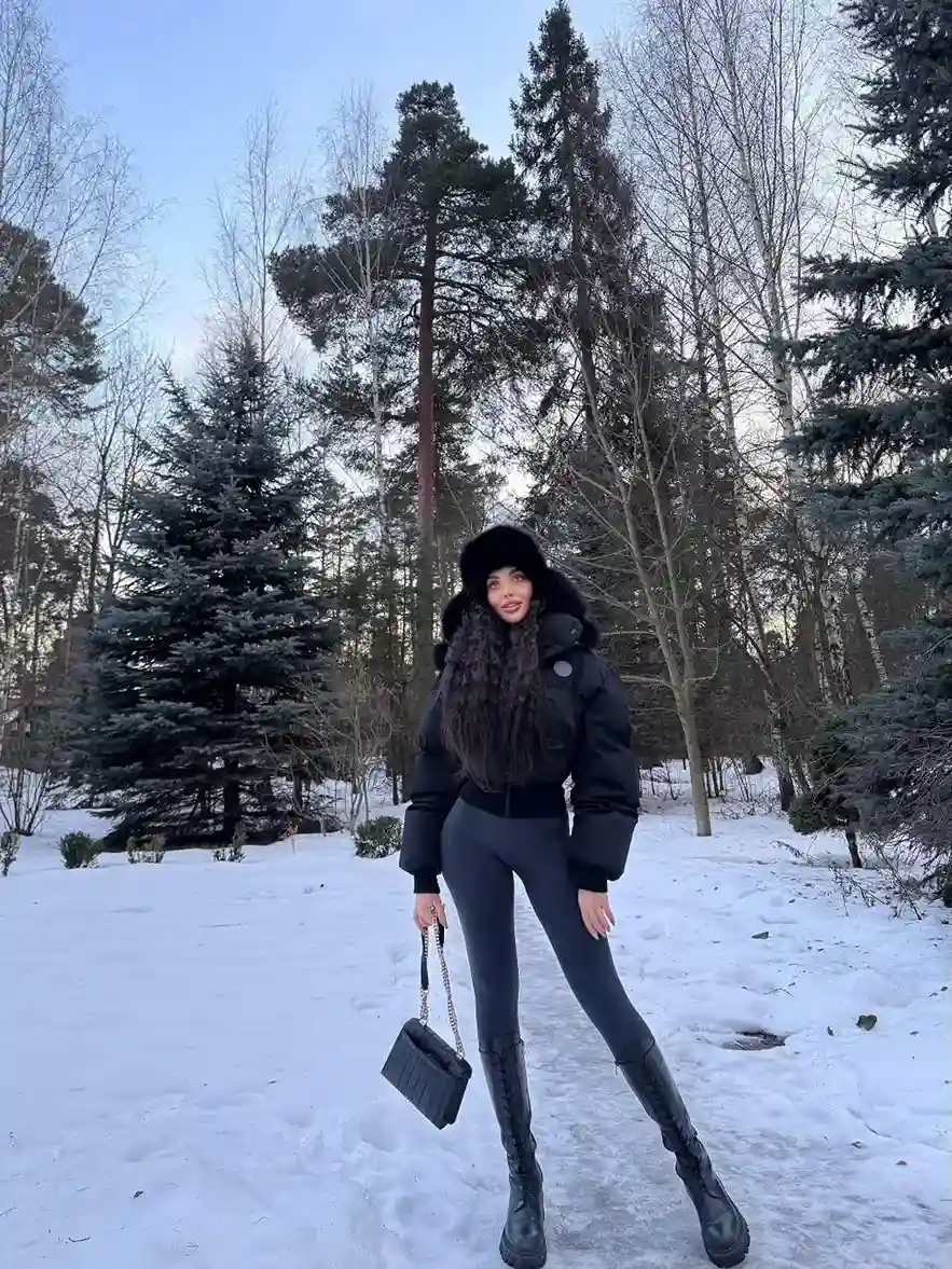 Имя: Авелия Возраст: 25 Вес: 54