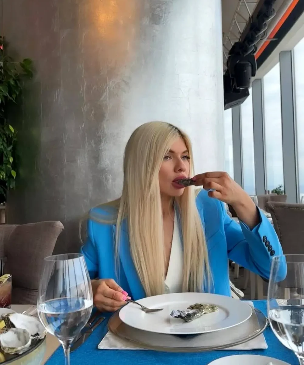 Имя: Британни Возраст: 25 Вес: 54