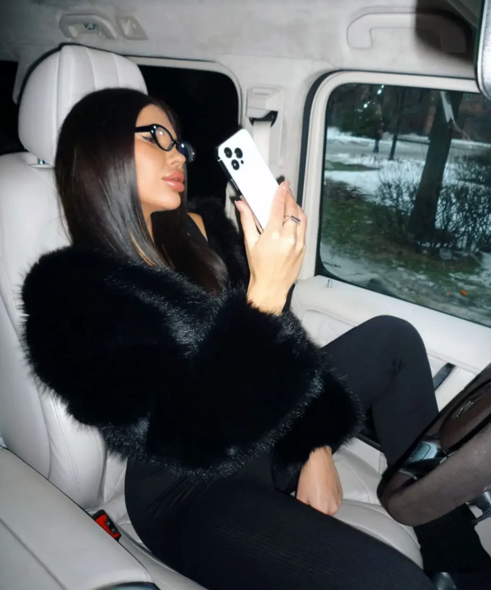 Имя: Мари Возраст: 21 Вес: 54