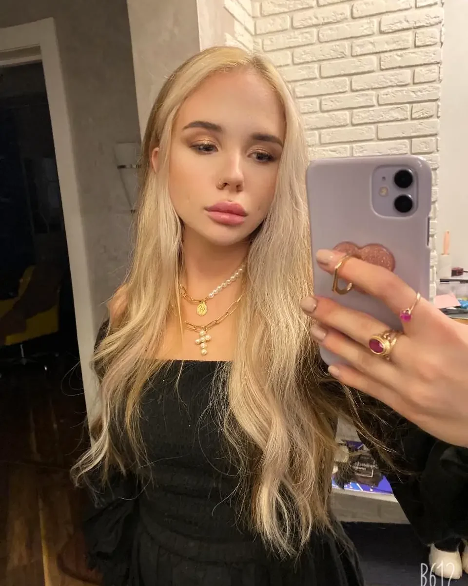 Имя: Грета Возраст: 24 Вес: 50