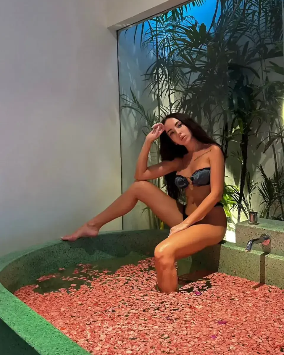 Имя: Лолита Возраст: 25 Вес: 52