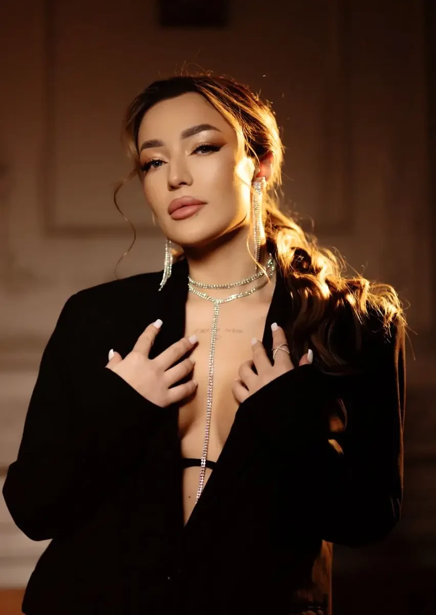 Имя: Коралина Возраст: 25 Вес: 55