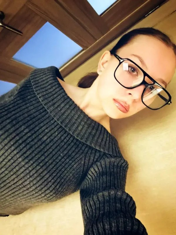 Имя: Лилия Возраст: 18 Вес: 50