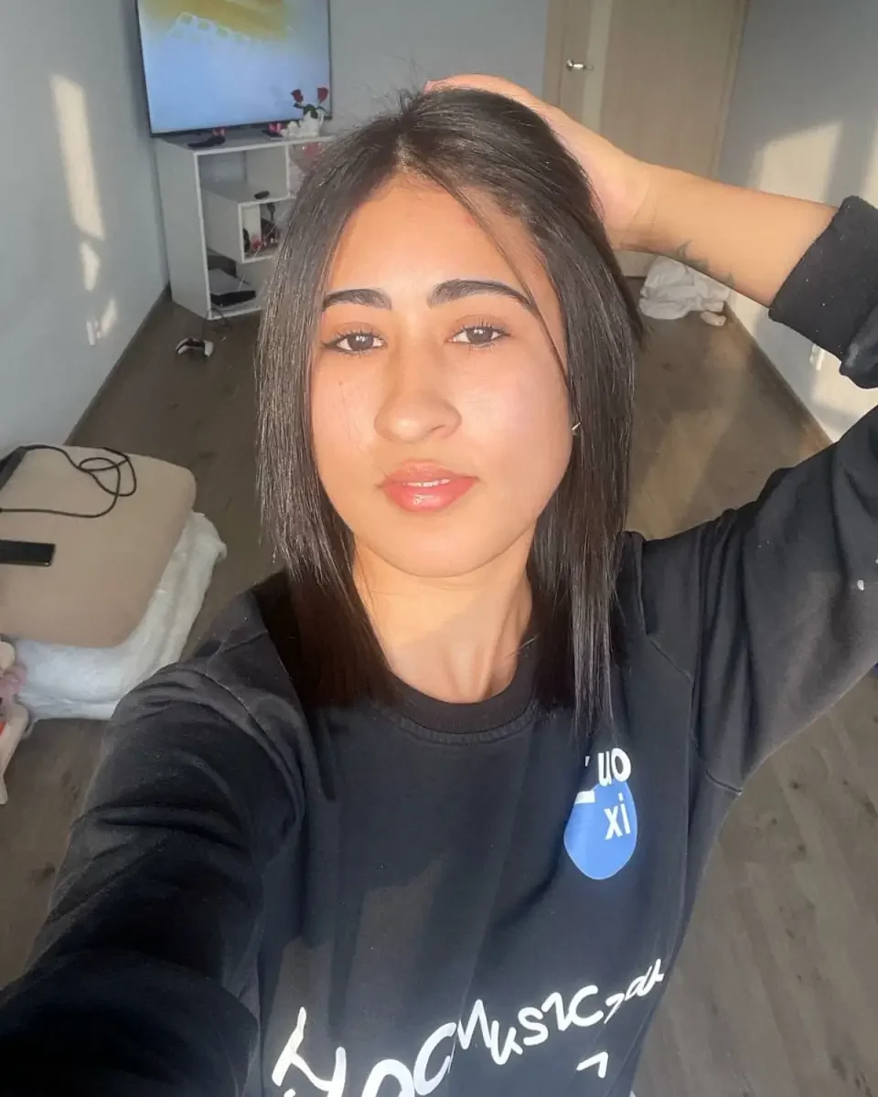 Имя: Мия Возраст: 22 Вес: 49