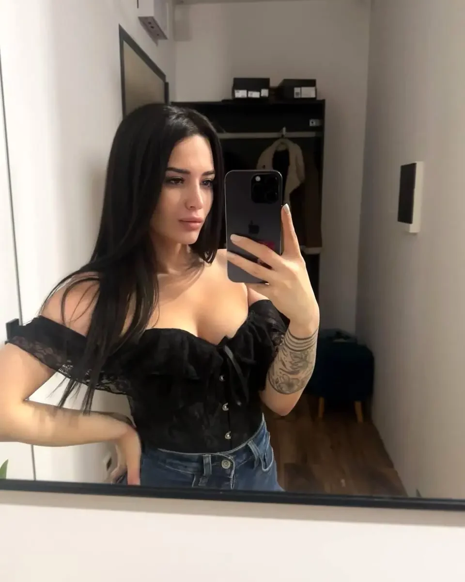 Имя: Катя Возраст: 23 Вес: 50