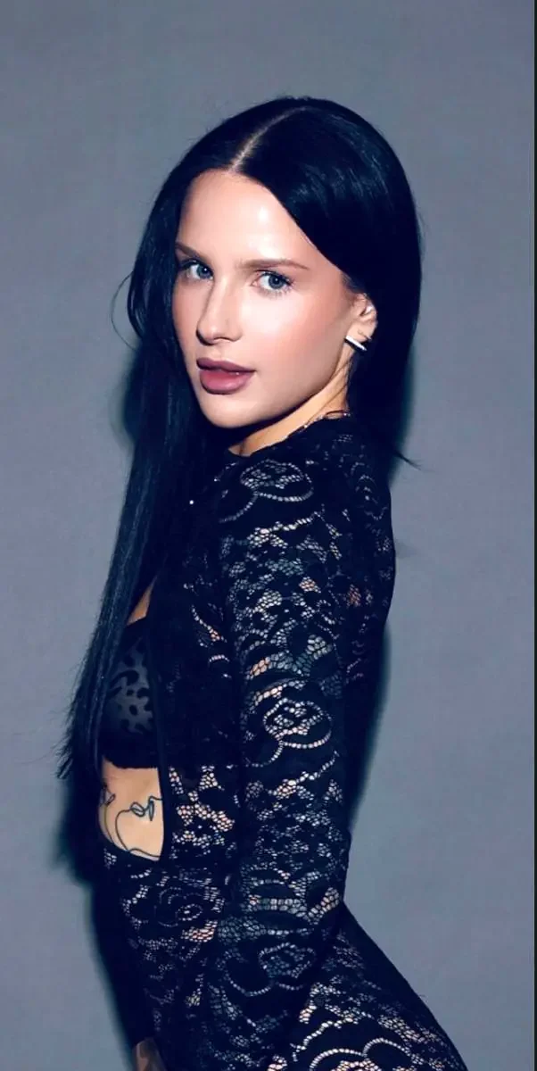 Имя: Каролина Возраст: 24 Вес: 58