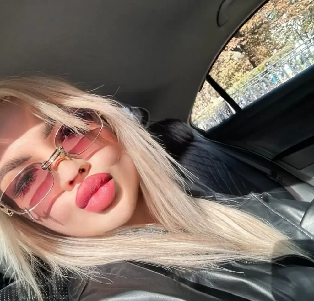 Имя: Софа Возраст: 26 Вес: 56