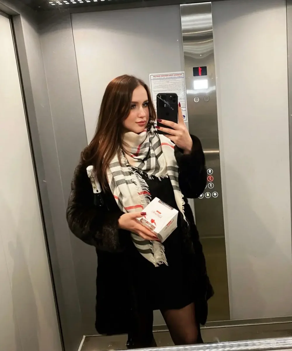 Имя: Полина Возраст: 24 Вес: 63