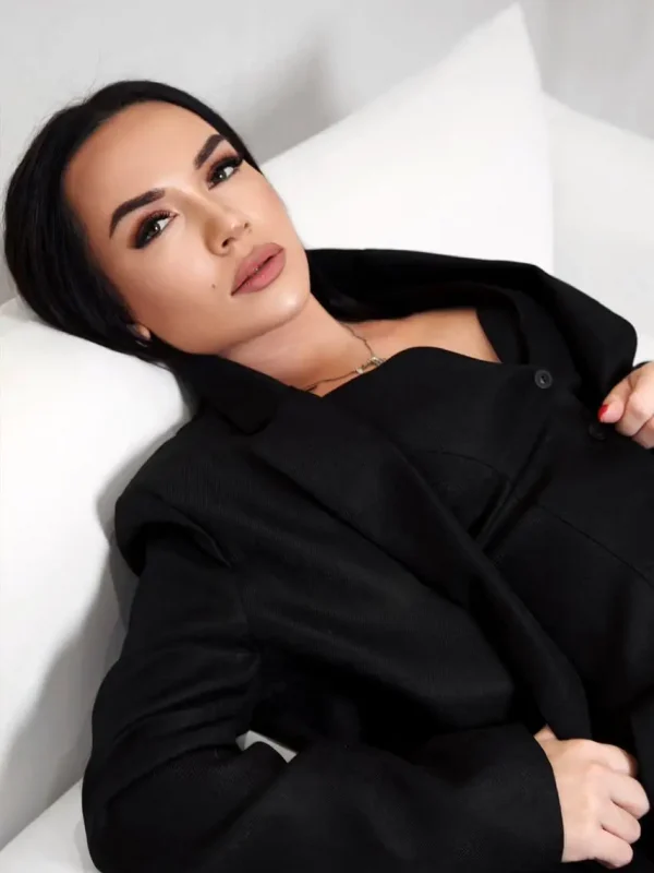 Имя: Даша Возраст: 30 Вес: 60