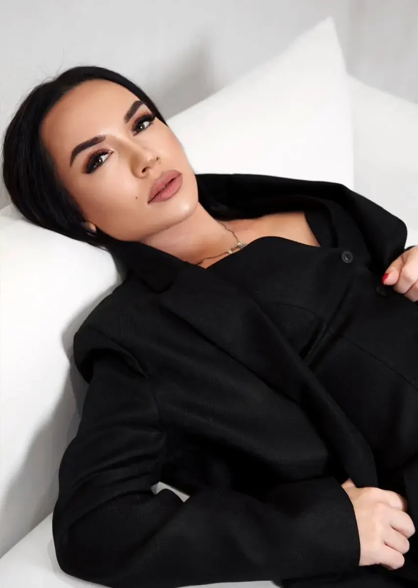 Имя: Даша Возраст: 30 Вес: 60