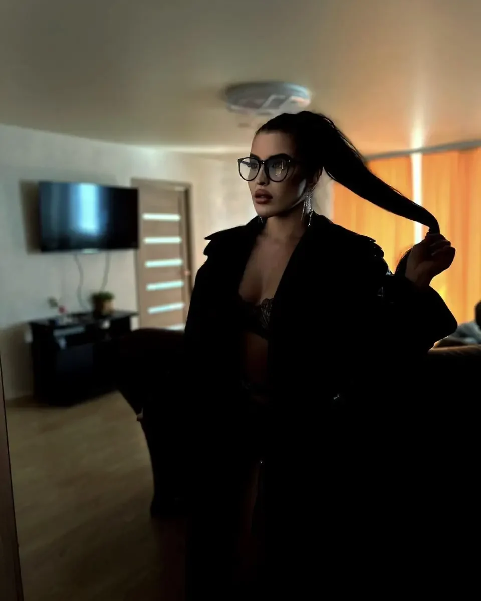 Имя: Кира Возраст: 27 Вес: 59