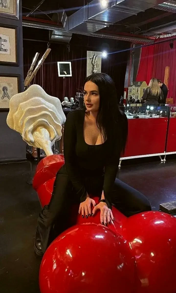 Имя: Валерия Возраст: 24 Вес: 56