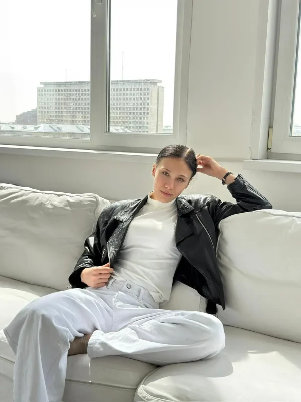 Имя: Аврора Возраст: 18 Вес: 45