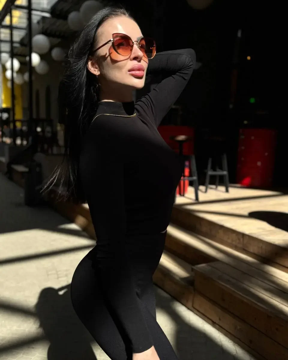 Имя: Эрика Возраст: 23 Вес: 50