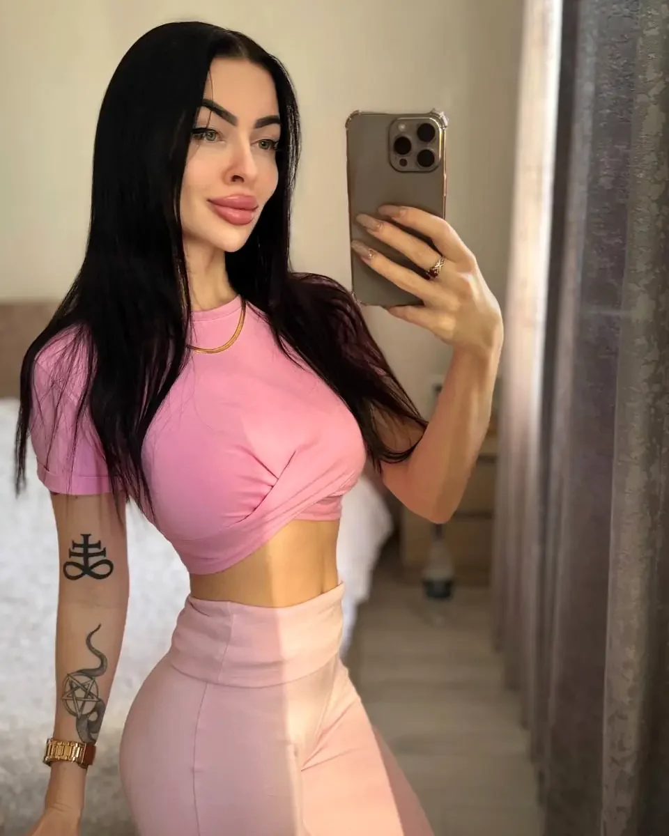 Имя: Эрика Возраст: 23 Вес: 50