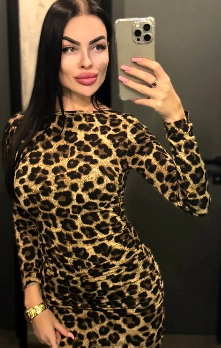 Имя: Эрика Возраст: 23 Вес: 50