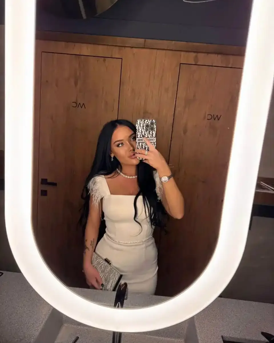 Имя: Алика Возраст: 24 Вес: 49