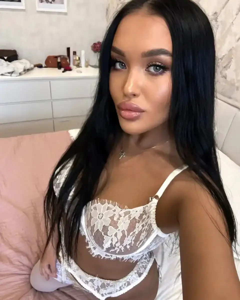 Имя: Алика Возраст: 24 Вес: 49