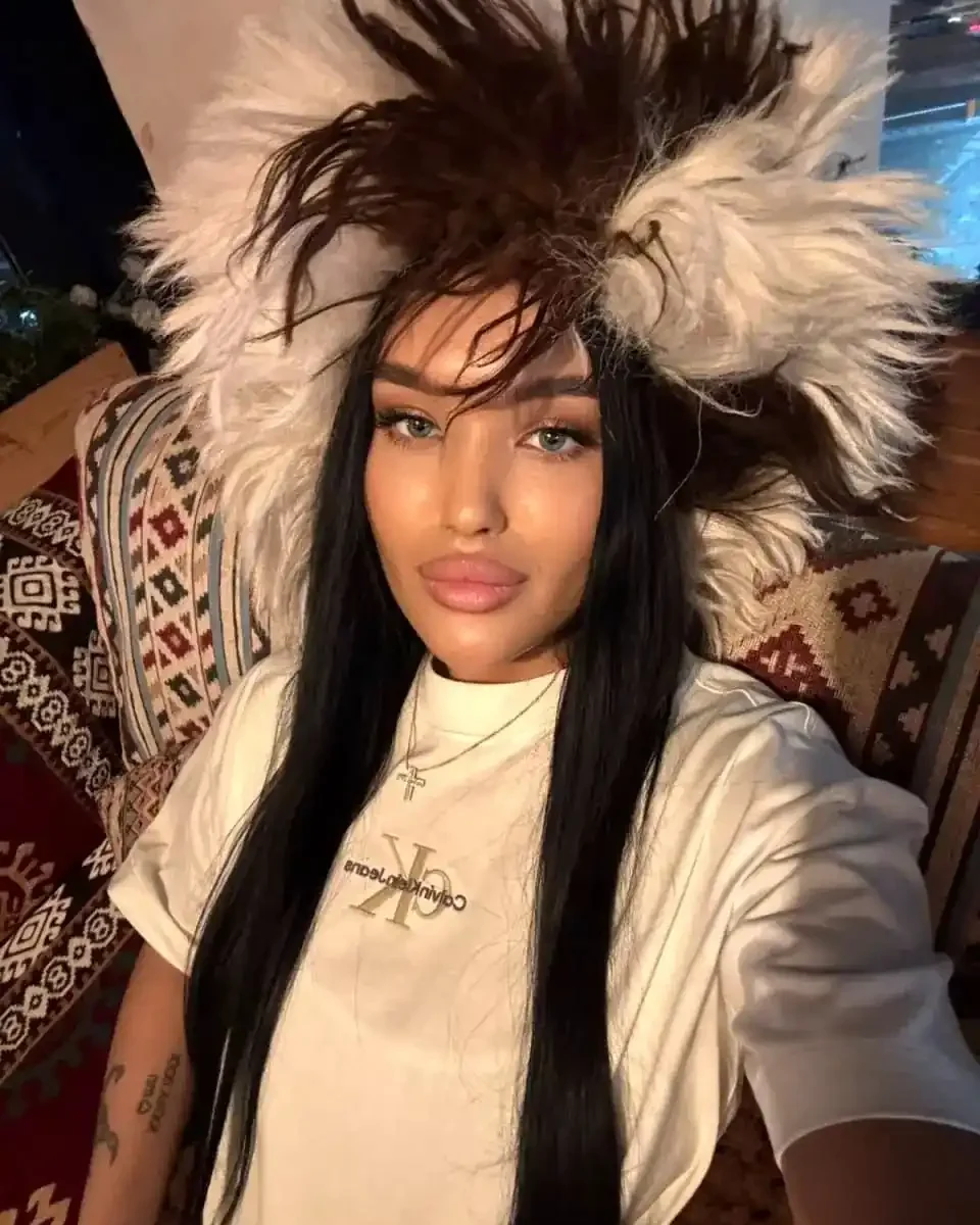 Имя: Алика Возраст: 24 Вес: 49